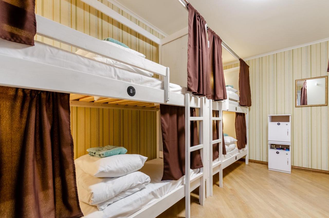 Sun City Hostel 3 Kiev Bagian luar foto